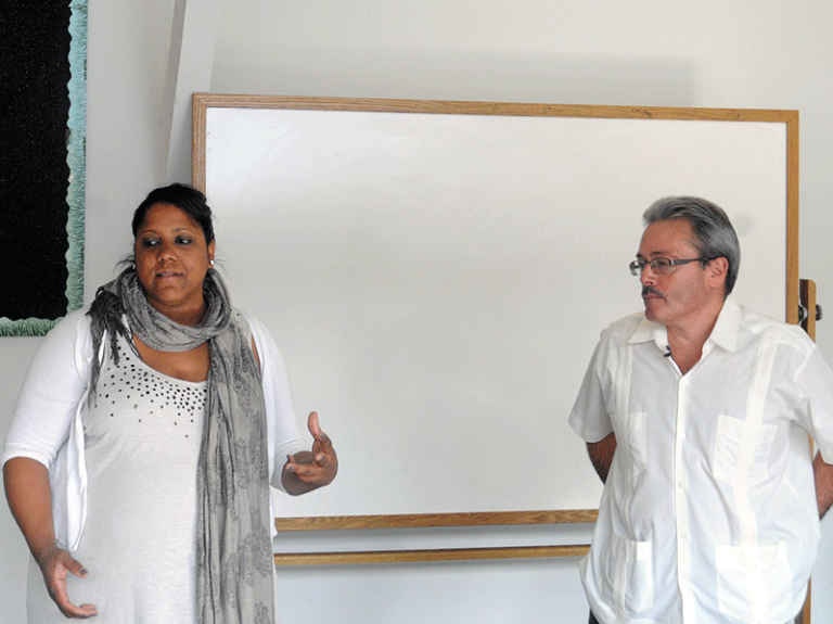 Carlos Alberto Torres visits PACHS Art Class